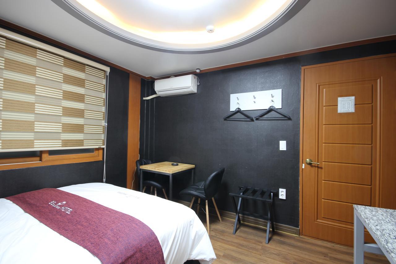 Business Hotel Busan Station Exterior foto